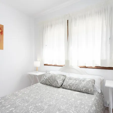 Close To Playa Vistas With Pool And Parking *