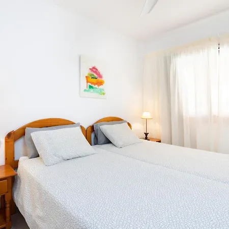 Apartment Close To Playa Vistas With Pool And Parking Los Cristianos (Tenerife)