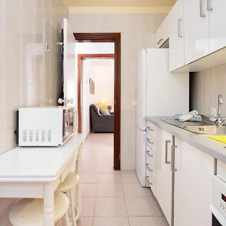 Apartmán Close To Playa Vistas With Pool And Parking