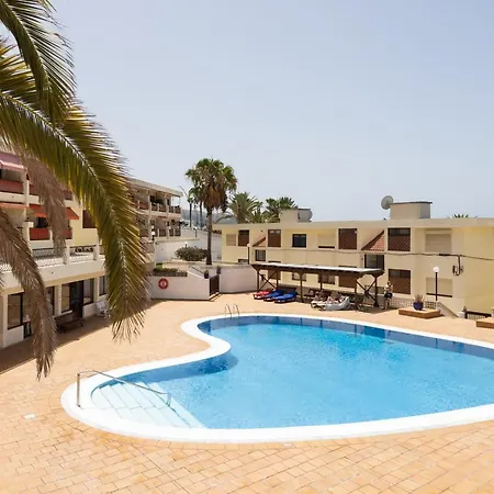 Apartmán Close To Playa Vistas With Pool And Parking